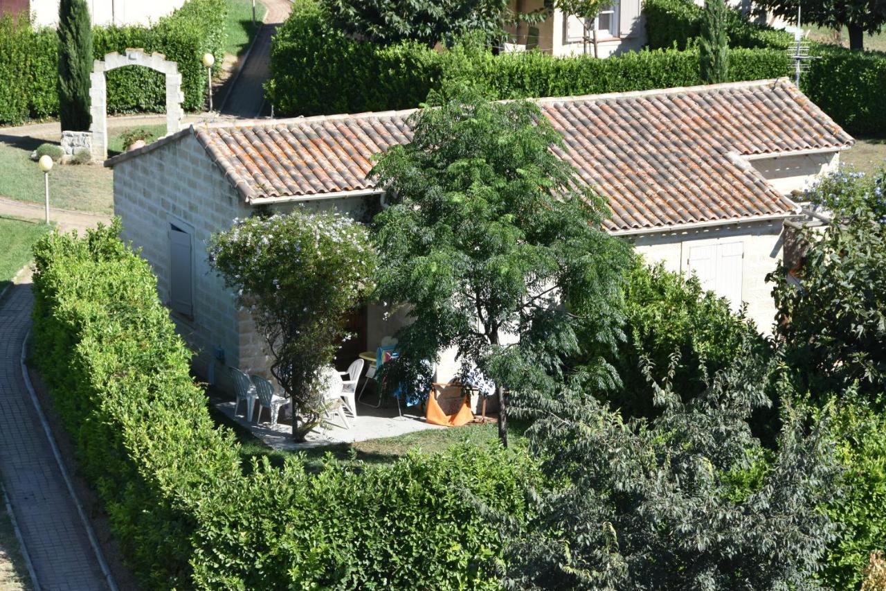 Residence Vacances Fontenelle Raphèle Bagian luar foto